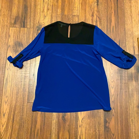 Blue and black top - Picture 4 of 5